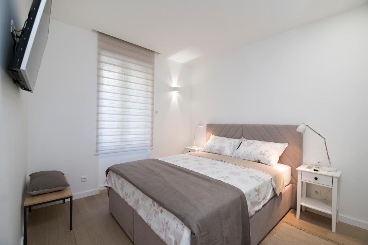 Lalu Apartment Split